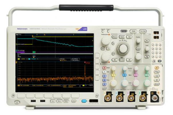 MDO4000 시리즈 오실로스코프