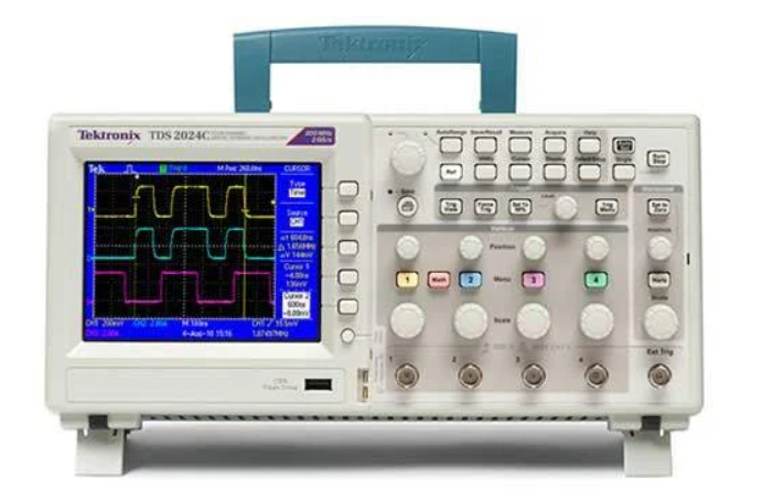 TDS2000C 시리즈 스코프