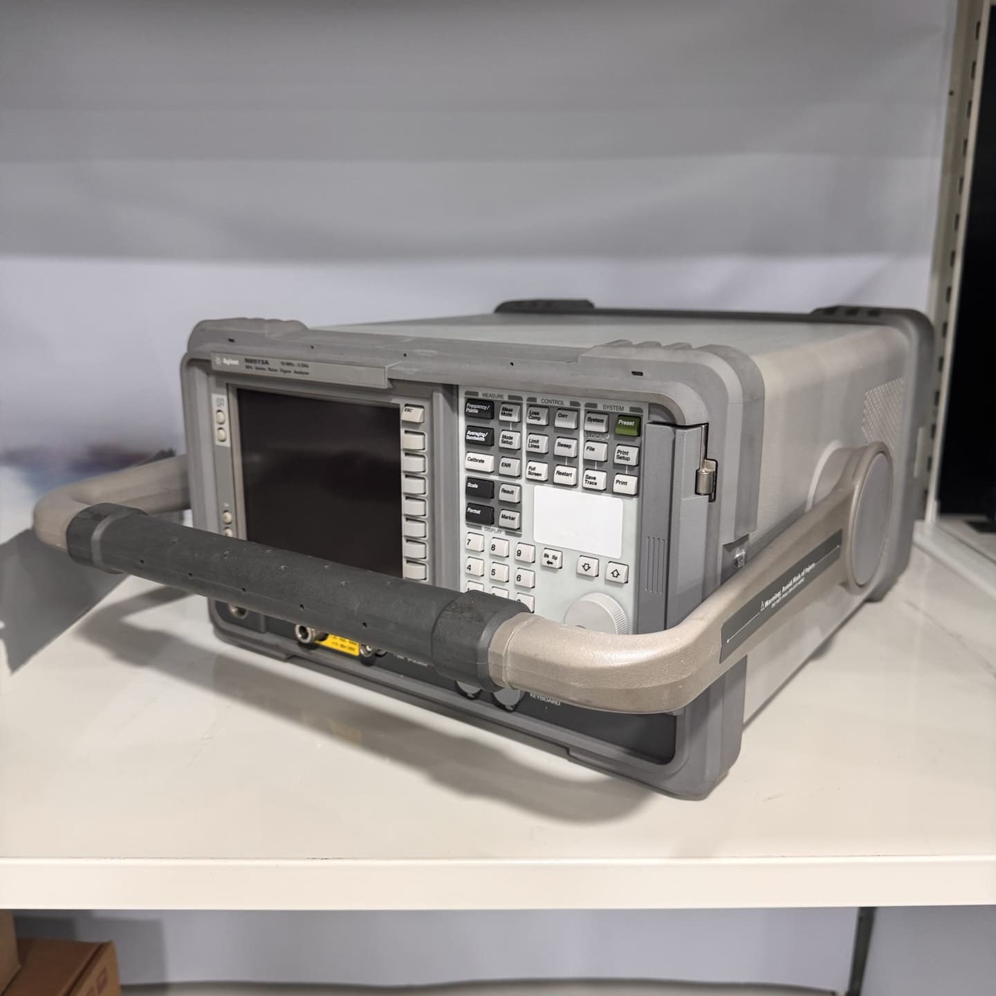 [중고] [렌탈] Keysight N8973A High-Performance Noise Figure Analyzer