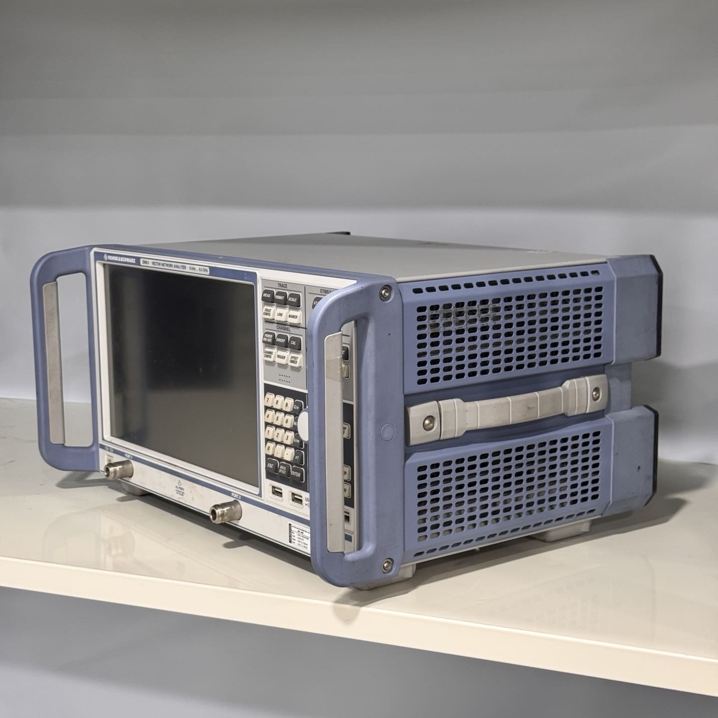 [중고] [렌탈] Rohde & Schwarz ZNB 8 Vector Network Analyzer